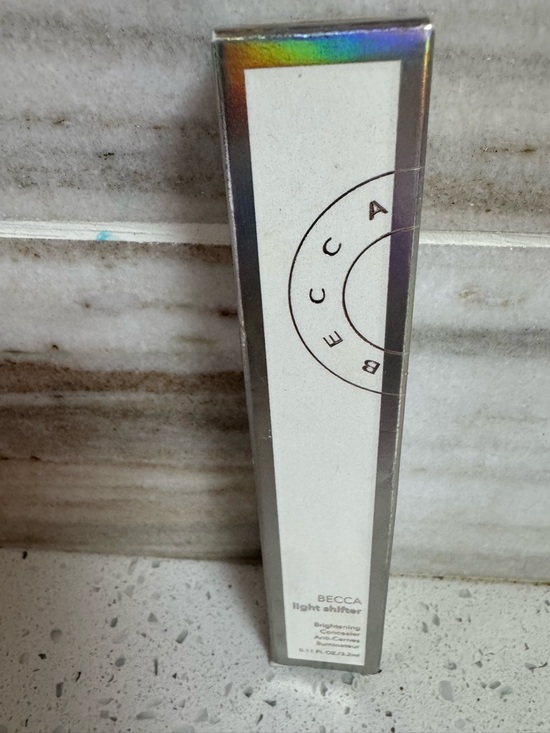BECCA Other - BECCA Light Shifter Accent in Silver Holographic Finish
